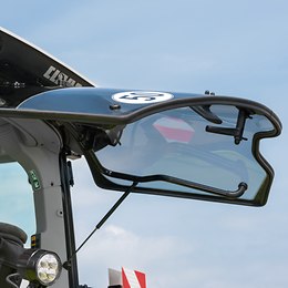 AXION 800 Stage V