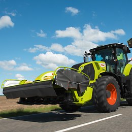 AXION 800 Stage V